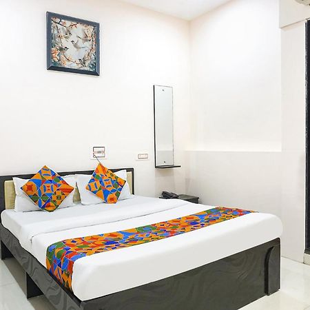 Fabhotel Rachana Residency - Nr Shivaji Nagar Metro Station Púna Exteriér fotografie
