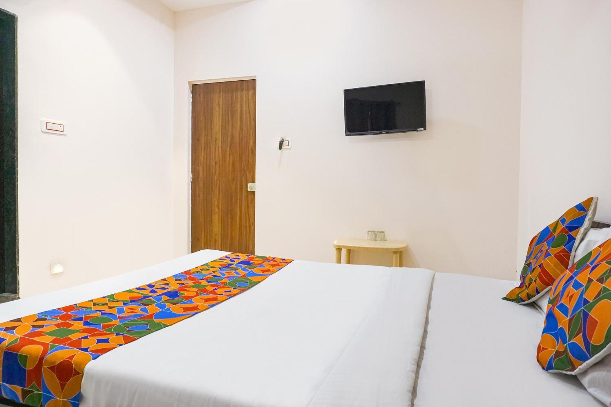 Fabhotel Rachana Residency - Nr Shivaji Nagar Metro Station Púna Exteriér fotografie